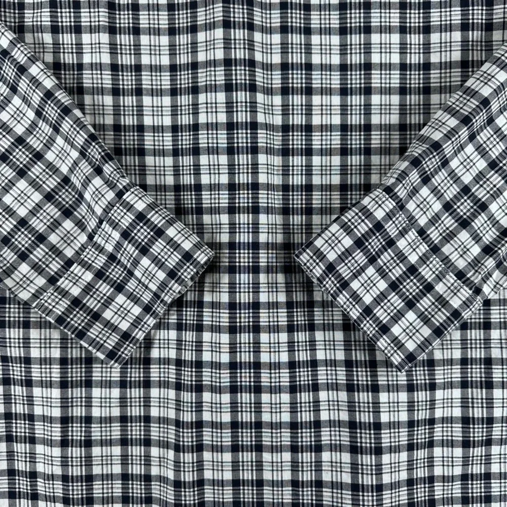 Banana Republic Button Down Shirt Mens L Large Navy White Plaid Untucked Fit